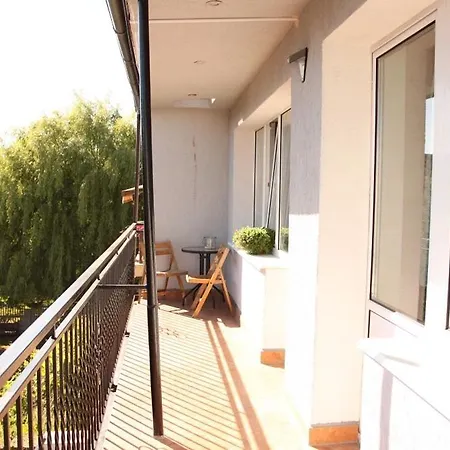 Apartamenty Eka Dom Goscinny 350M Do Plazy Rewal Exterior photo