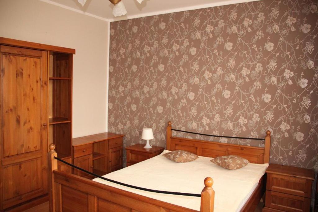 Eka 350m Do Plazy Apartment